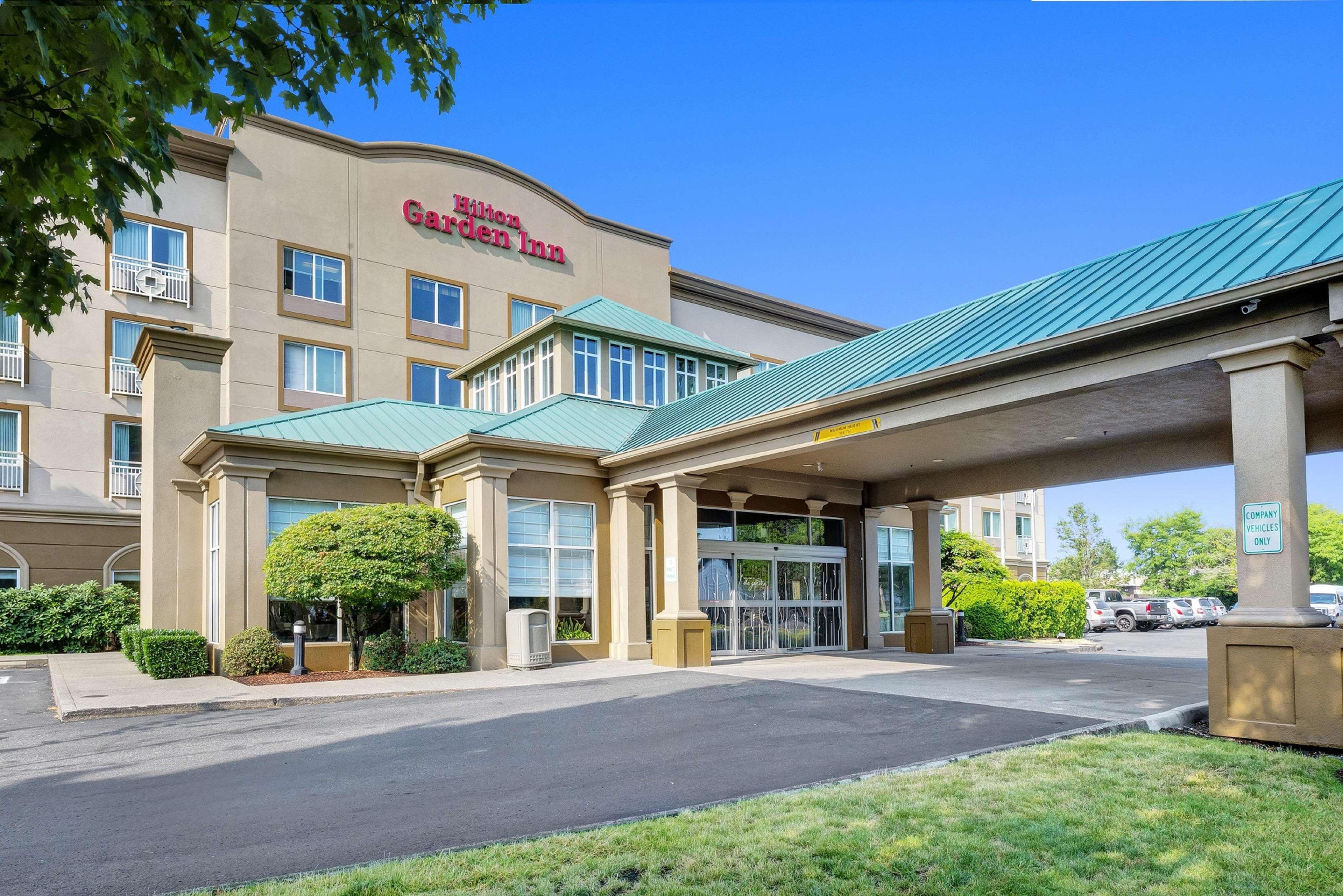Hilton Garden Inn Portland Airport Exterior foto