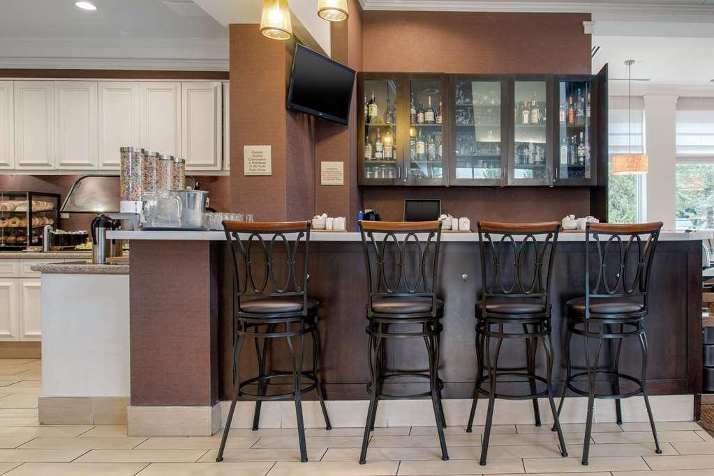 Hilton Garden Inn Portland Airport Restaurante foto