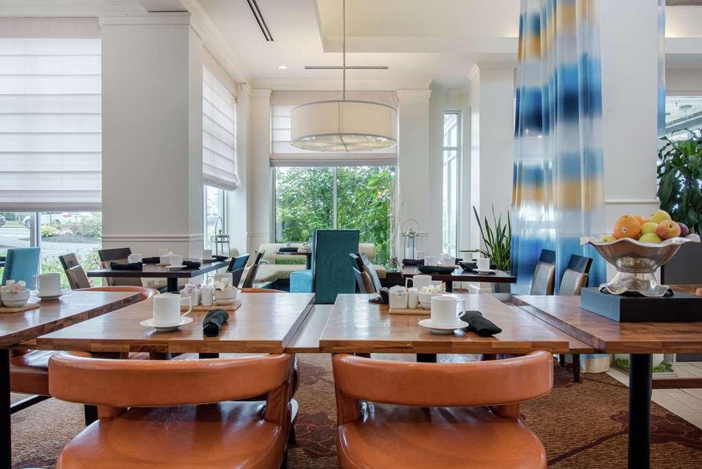 Hilton Garden Inn Portland Airport Restaurante foto