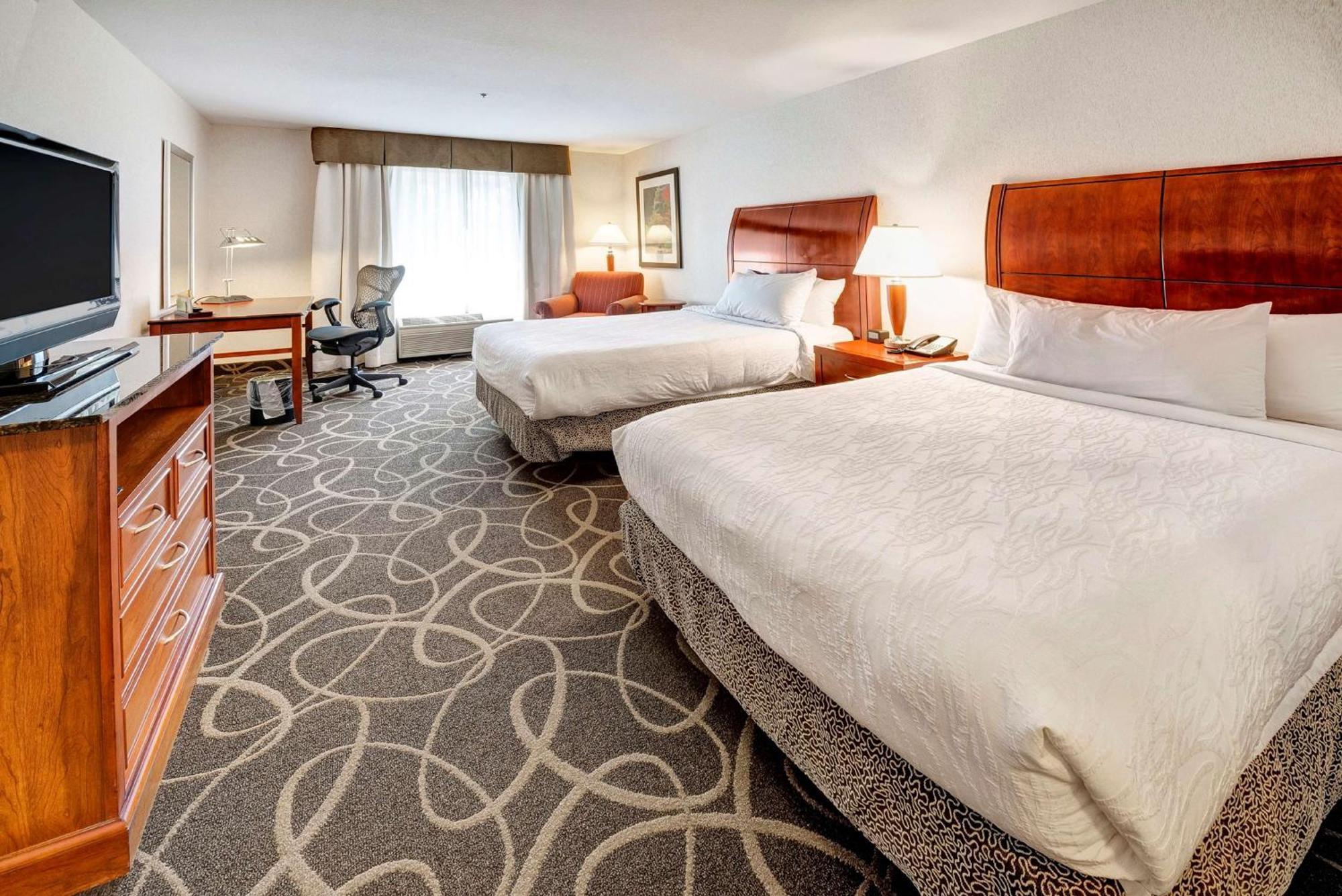 Hilton Garden Inn Portland Airport Exterior foto